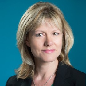 Jennifer McCombs headshot