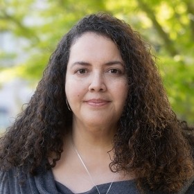 Maria Hyler headshot