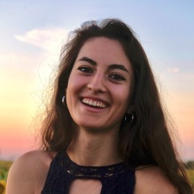 Ivett Arellano headshot