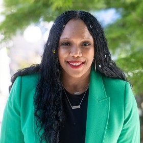 Shawnice Hood Headshot