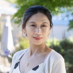 Li Xiao Headshot