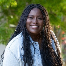 Vanessa Edwards-Dornbusch Headshot